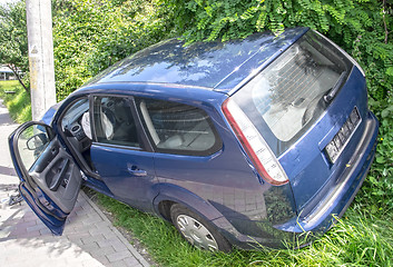 Image showing Wrecked car