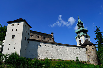 Image showing Castle with church