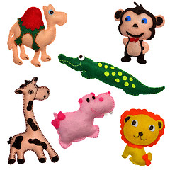 Image showing Felt toys safari animals