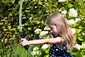 Image showing archer girl