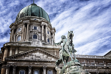 Image showing Budapest statue and palace