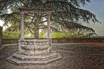 Image showing the well of the fortress