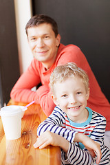 Image showing family in cafe