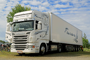 Image showing White Scania Super R440 Semi Truck