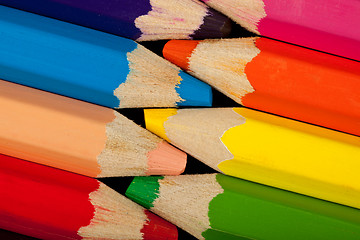 Image showing Rows of color pencils