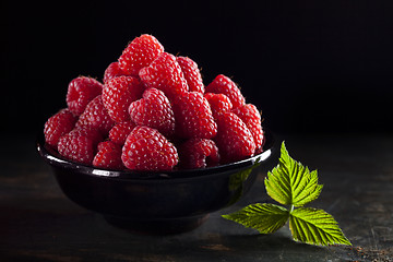 Image showing Bowl of raspberry