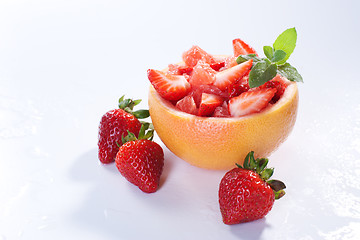 Image showing Fruit salad with strawberry and grapefruit