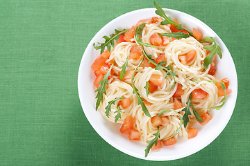 Image showing Pasta with tomato and rucola