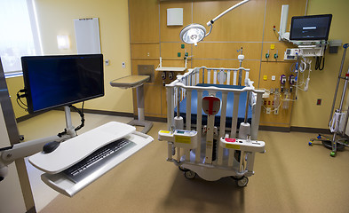 Image showing Computer Work Station in Childrens Hospital Medical Recovery Roo