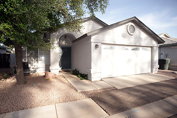 Image showing Modest Home with Rock Yard Southern Community of Phoenix Arizona