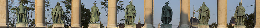 Image showing Heroes square in Budapest