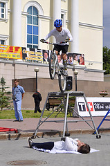 Image showing Timur Ibragimov performance, champions of Russia on a cycle tria