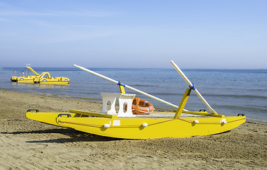 Image showing Lifeboat on the beach
