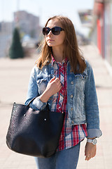 Image showing Woman with a handbag