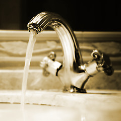 Image showing Hotel bathroom