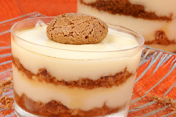 Image showing Vanilla custard and amaretti dessert