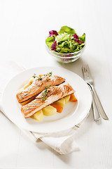 Image showing salmon steak