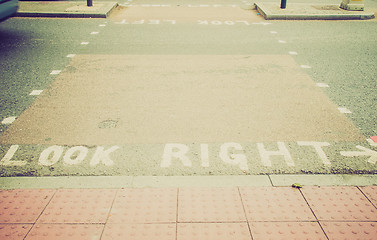 Image showing Retro look Look Right sign