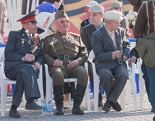 Image showing Veterans of World War II on tribunes