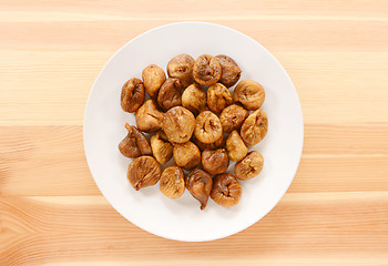 Image showing Plate of whole soft dried figs