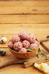 Image showing Raw meatballs