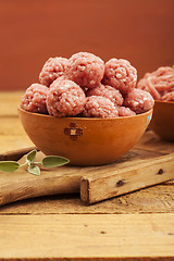 Image showing Raw meatballs