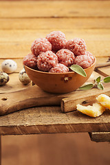 Image showing Raw meatballs