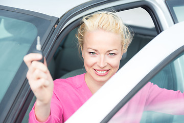 Image showing Woman driver showing car keys.