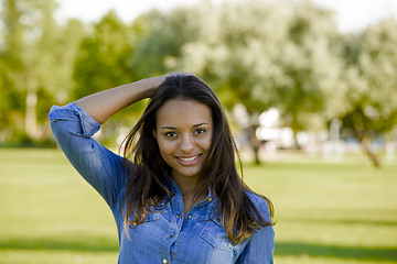 Image showing Beautiful African American woman