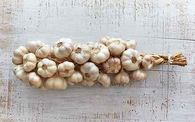 Image showing bunch of garlic