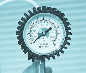 Image showing Manometer instrument