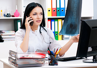 Image showing Female doctor