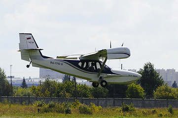 Image showing The Orion SK-12 amphibian in flight.