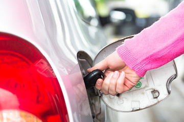 Image showing Opening the fuel tank with a key