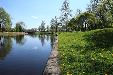 Image showing river and green field