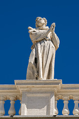 Image showing Statues on the roof of St. Peter Cathedral in Vatican