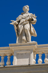 Image showing Statues on the roof of St. Peter Cathedral in Vatican