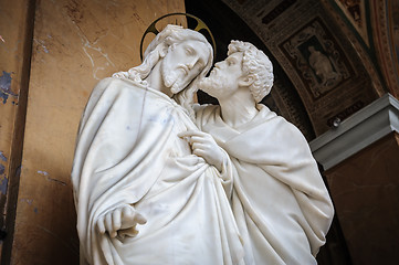 Image showing Kiss of Judas statue