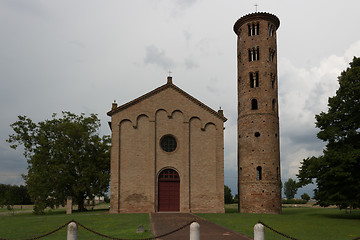 Image showing Italian medieval countryside church