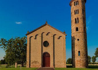 Image showing Italian medieval countryside church