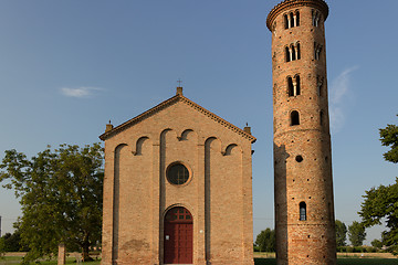 Image showing Italian medieval countryside church