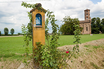 Image showing Votive aedicula devoted to the Blessed Virgin Mary 