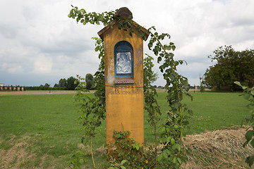 Image showing Votive aedicula devoted to the Blessed Virgin Mary 