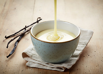 Image showing homemade vanilla sauce