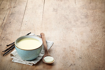 Image showing homemade vanilla sauce