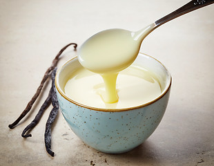 Image showing bowl of homemade vanilla sauce