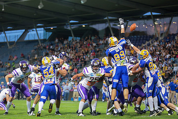 Image showing Giants vs. Vikings