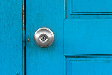Image showing door with knob