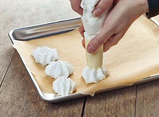 Image showing making meringue cookies