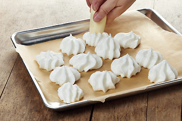 Image showing making meringue cookies